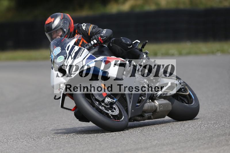 /30 23.06.2025 Get Faster Caremotion ADR/Rider Academy gruen/48